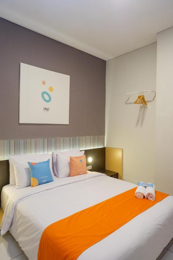 Sans Hotel Good Wish Semarang Jomblang Exterior foto