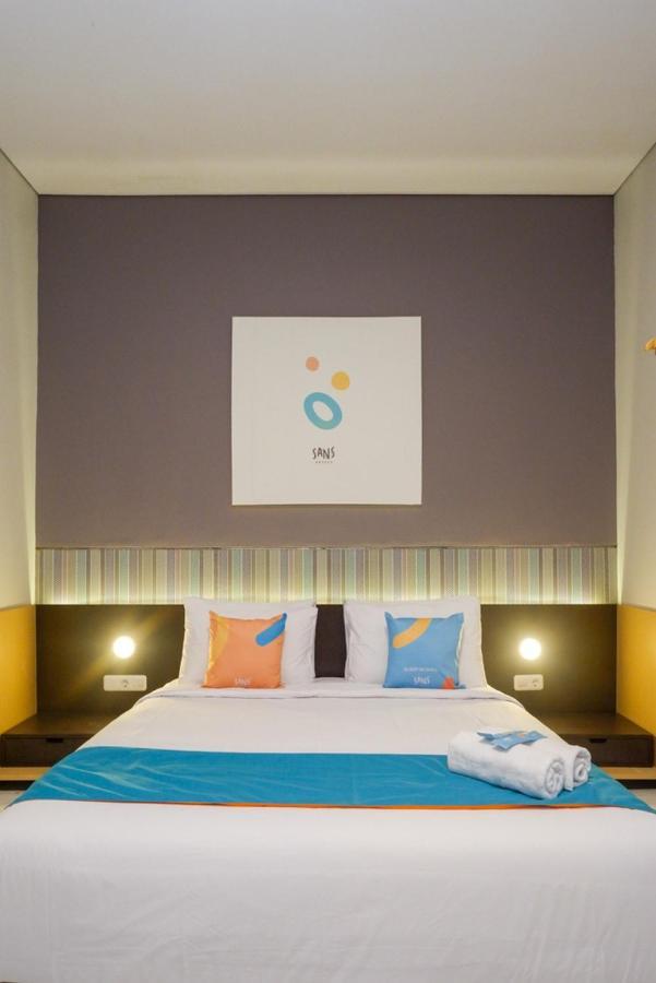 Sans Hotel Good Wish Semarang Jomblang Exterior foto