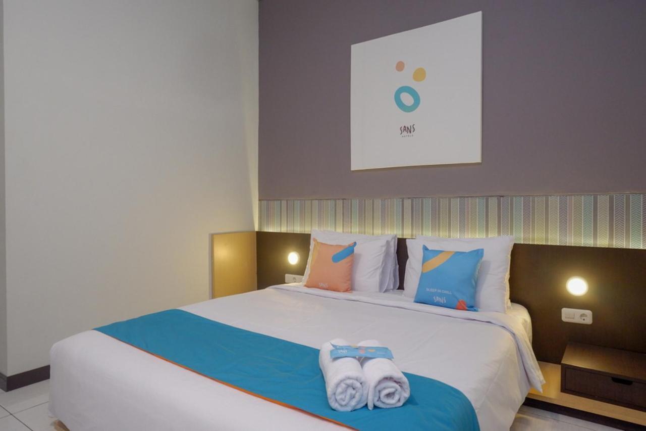 Sans Hotel Good Wish Semarang Jomblang Exterior foto