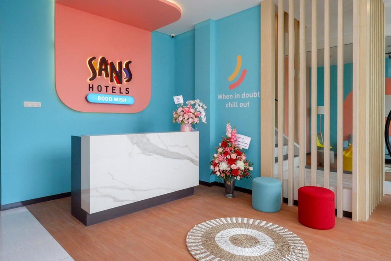 Sans Hotel Good Wish Semarang Jomblang Exterior foto